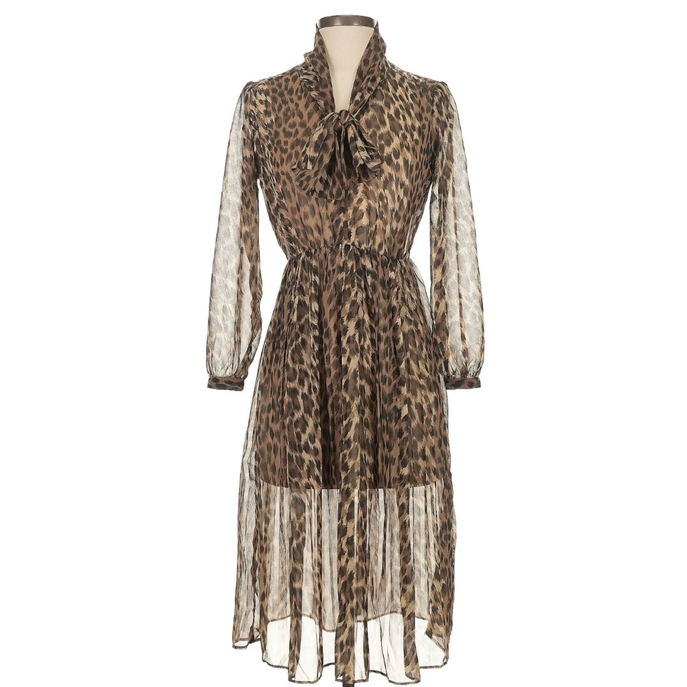 Banana Republic 00Petite Animal Print Bishop Sleeve Dress
